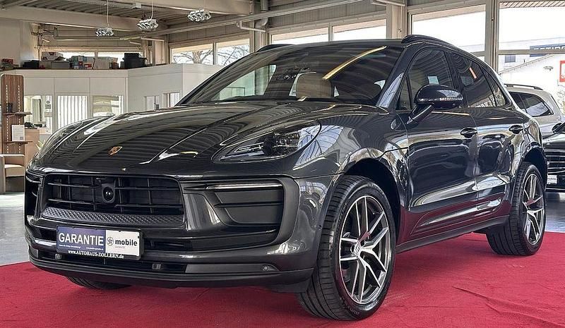Gebraucht Porsche Macan 265 PS (194 kW) 2023 Vulkangraumetallic SUV