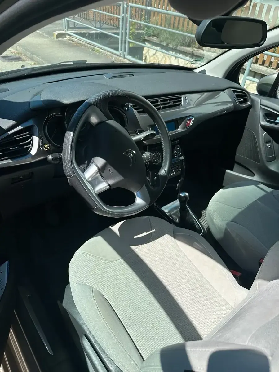 Gebraucht Citroën C3 Exclusive 95 PS (69 kW) 2011 Andere farben Kleinwagen