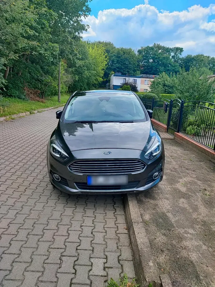 Gebraucht Ford S-MAX S 210 PS (154 kW) 2016 Van / Kleinbus