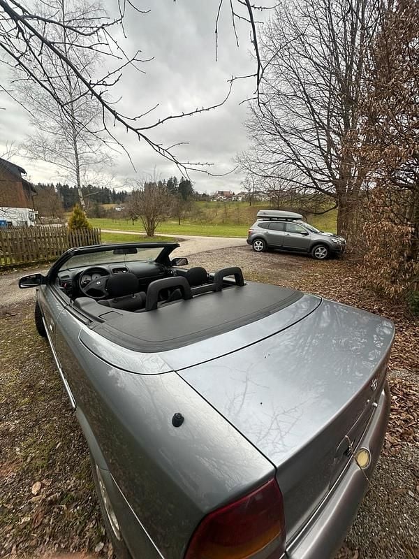 Gebraucht Opel Astra Cabriolet 104 PS (76 kW) 2004 Silber Cabrio