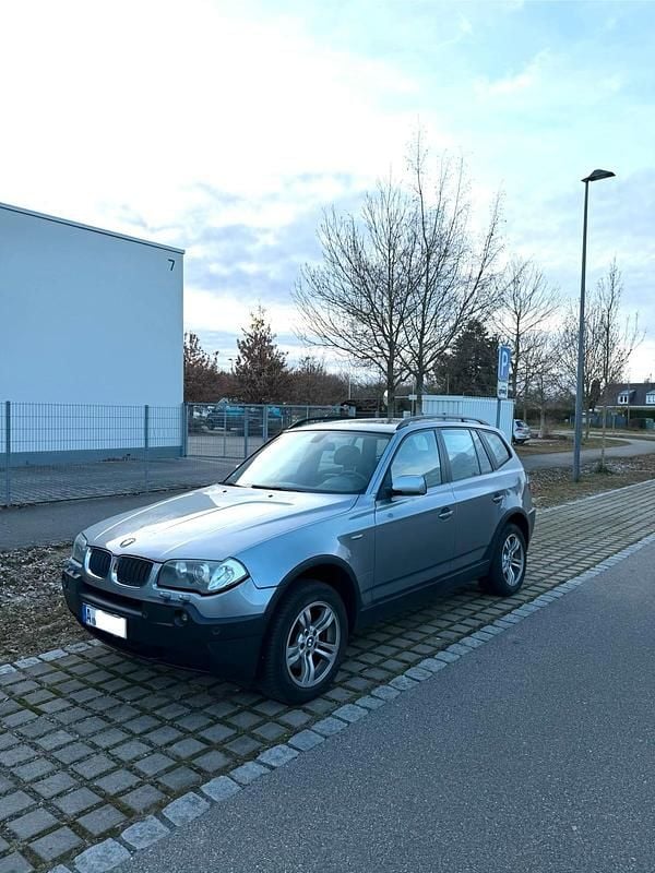 Silber Gebraucht 2004 BMW X3 SUV | 4.000 € (Fairer Preis) - Bild 1/4