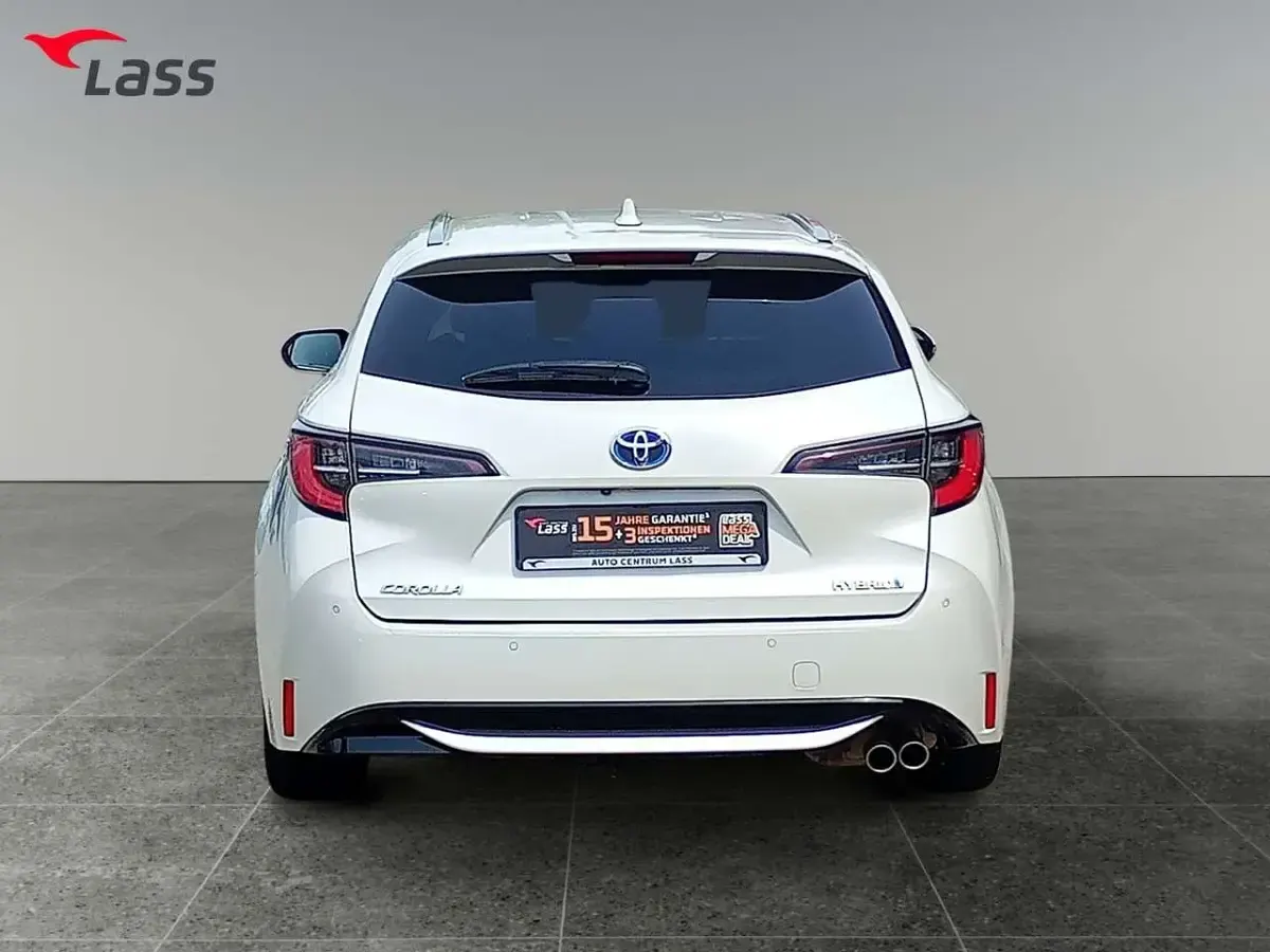 Gebraucht Toyota Corolla Team 184 PS (135 kW) 2020 Weiß Kombi