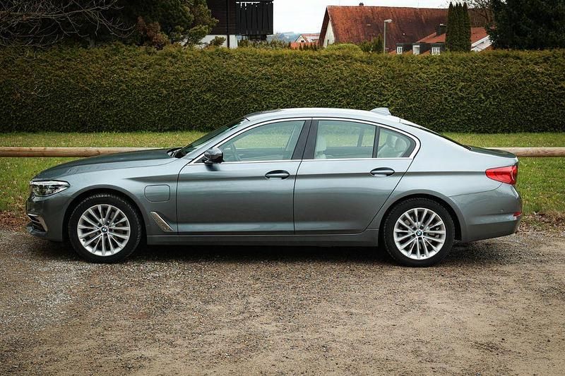 Gebraucht BMW 530e Luxury Line 252 PS (185 kW) 2019 Limousine