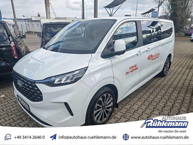 Gebraucht Ford Tourneo Custom Titanium 150 PS (110 kW) 2025 Weiss Van
