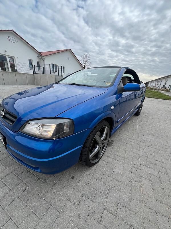 Gebraucht Opel Astra Cabriolet 147 PS (108 kW) 2004 Cabrio
