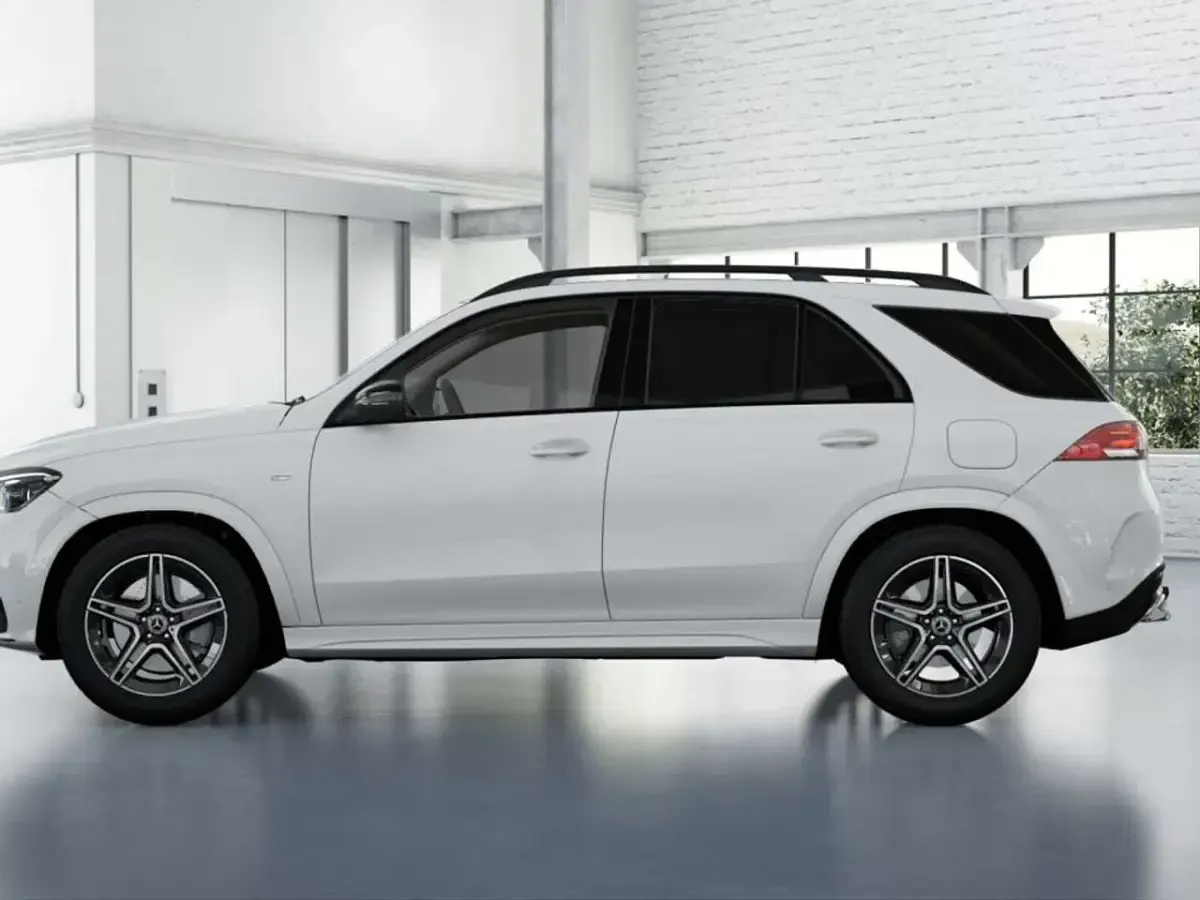 Gebraucht Mercedes GLE350 AMG 197 PS (144 kW) 2025 Unilack polarweiß SUV