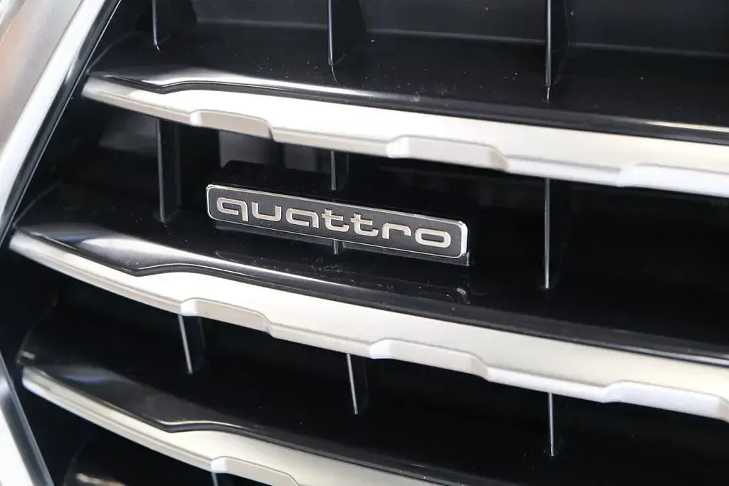 Gebraucht Audi Q7 S-Line 218 PS (160 kW) 2017 Grau SUV