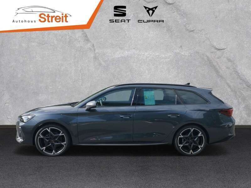 Usata Cupra Leon 150 CV (110 kW) 2024 Grigio Berlina