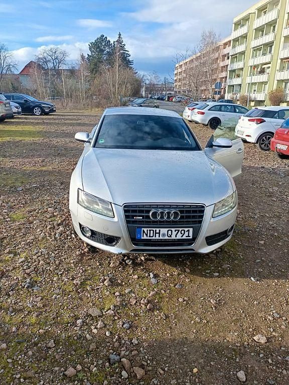 Silber Gebraucht 2009 Audi A5 Sportback Sport Limousine | 6.000 € (Teuer) - Bild 1/4