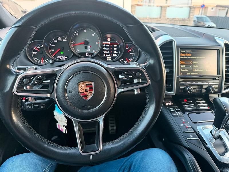 Gebraucht Porsche Cayenne 385 PS (283 kW) 2016 Schwarz SUV