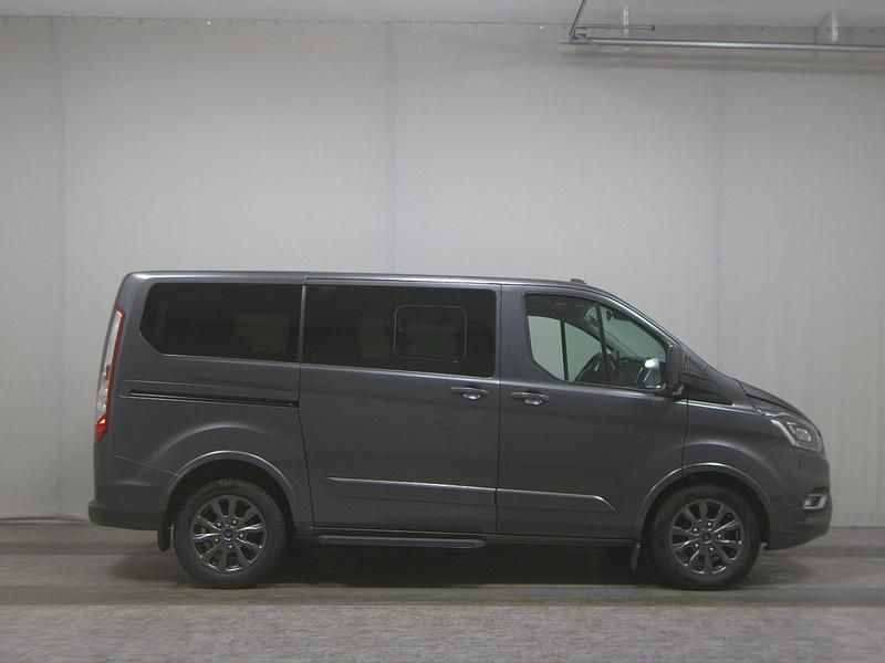 Magneticgrau metallic Gebraucht 2022 Ford Tourneo Custom Titanium Van | 27.780 € (Superpreis) - Bild 1/4
