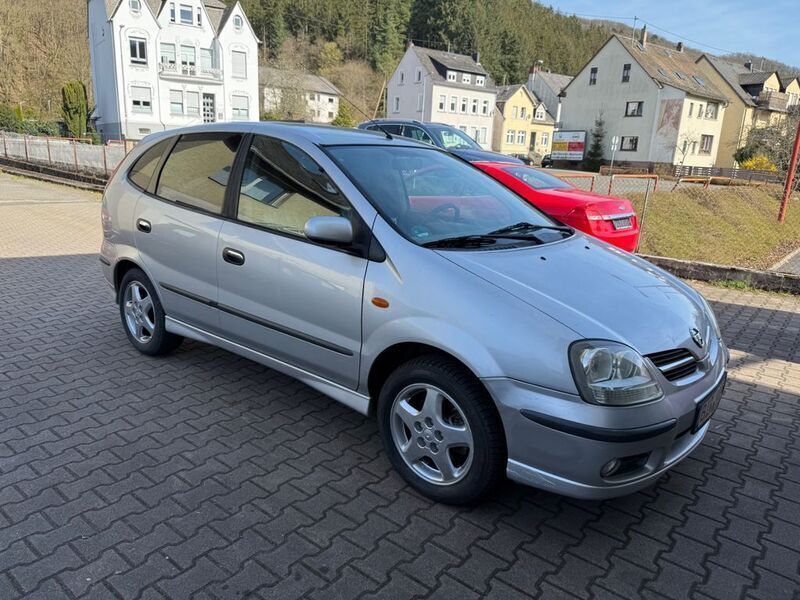 Silber Gebraucht 2006 Nissan Almera Tino Acenta+ Van / Kleinbus | 1.690 € (Guter Preis) - Bild 1/4
