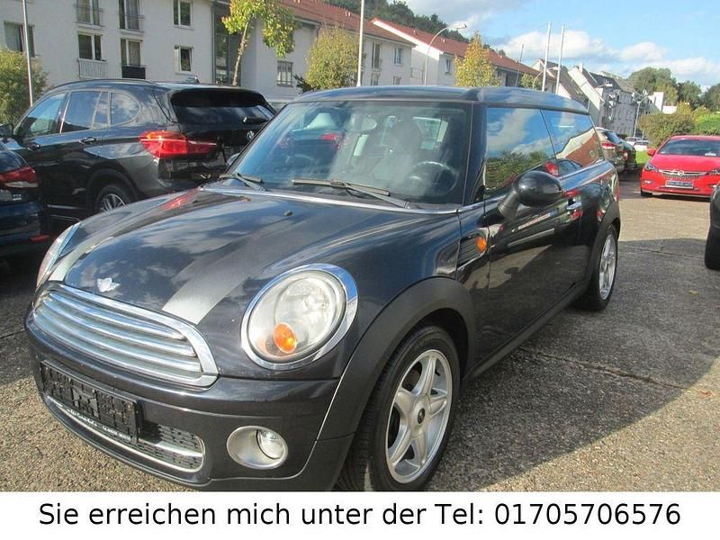 Schwarz Gebraucht 2008 Mini Cooper D Clubman Kombi | 2.290 € (Fairer Preis) - Bild 1/4