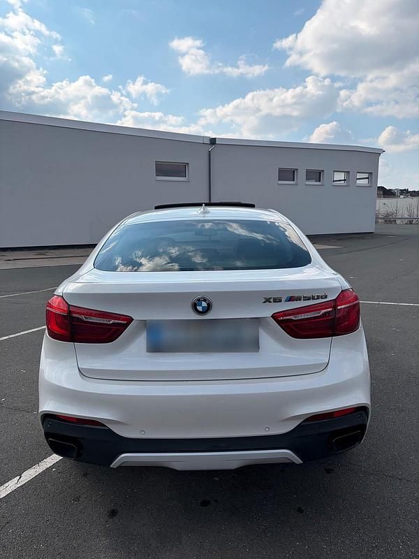 Gebraucht BMW X6 M50 381 PS (280 kW) 2017 Weiß SUV