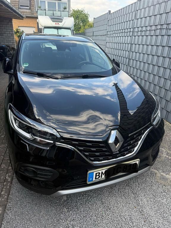 Schwarz Gebraucht 2020 Renault Kadjar LIMITED SUV | 15.200 € (Guter Preis) - Bild 1/4