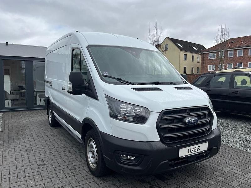 Gebraucht Ford Transit Trend 105 PS (77 kW) 2023 Weiß Van / Kleinbus