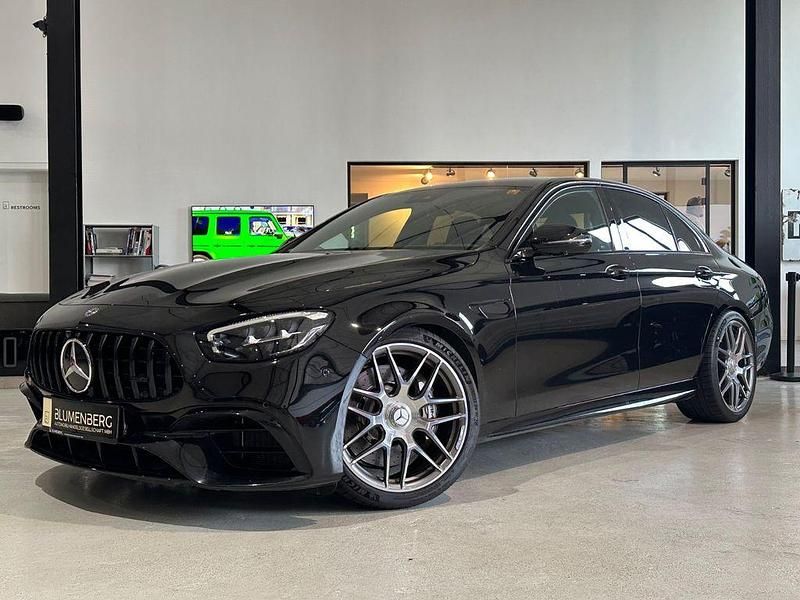 Schwarz Gebraucht 2021 Mercedes E63S AMG AMG Limousine | 79.980 € - Bild 1/4