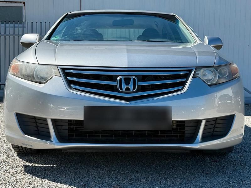 Gebraucht Honda Accord 156 PS (114 kW) 2009 Silber Limousine