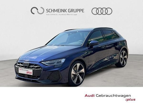 Blau (navarrablau metallic) Gebraucht 2025 Audi A3 Sportback S-Line Kleinwagen | 45.991 € (Teuer) - Bild 1/3