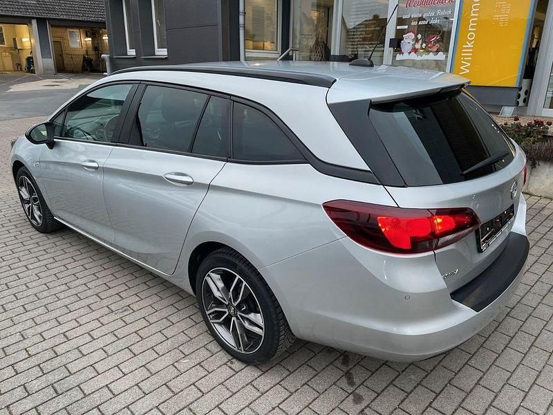 Gebraucht Opel Astra 131 PS (96 kW) 2021 Silber Kombi