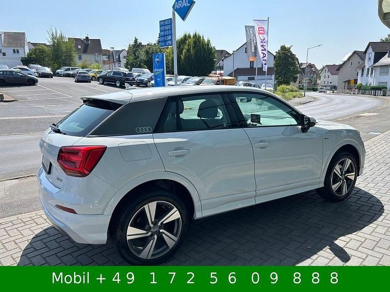 Gletscherweiss (metallic) Gebraucht 2017 Audi Q2 S-Line SUV | 14.500 € (Etwas zu teuer) - Bild 1/4