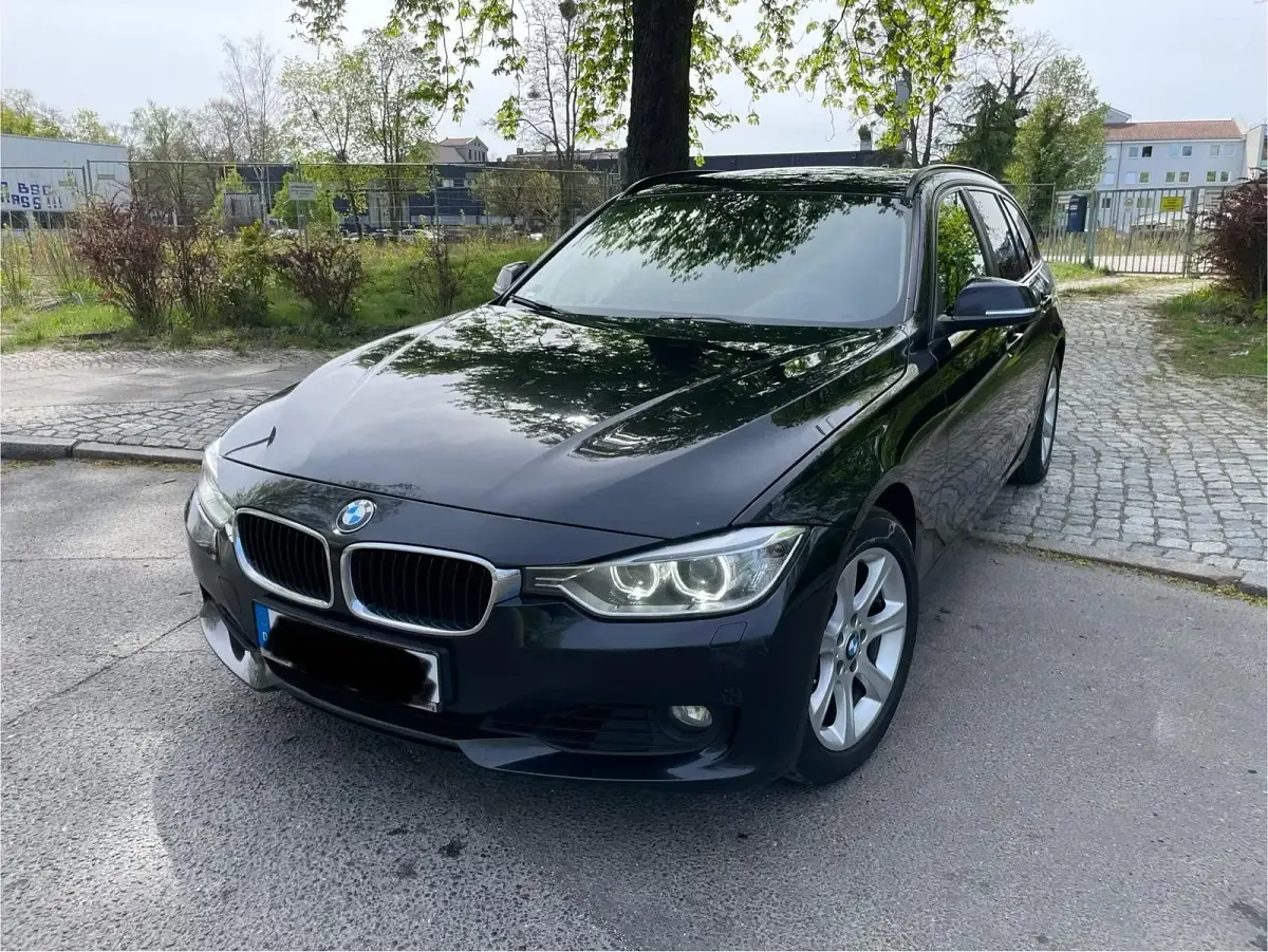 Gebraucht BMW 330 258 PS (189 kW) 2015 Schwarz Kombi