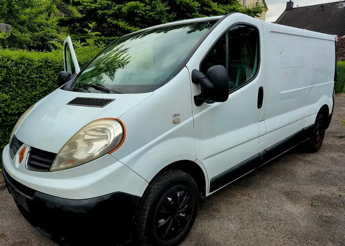 Brugt Renault Trafic 90 HK (66 kW) 2011 Hvid MPV