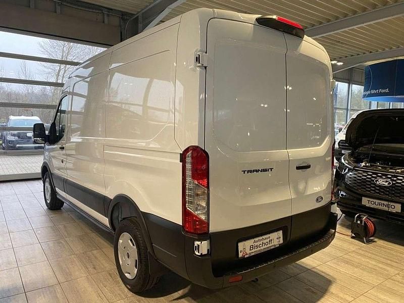 Gebraucht Ford Transit Trend 131 PS (96 kW) 2025 Weiß Pickup