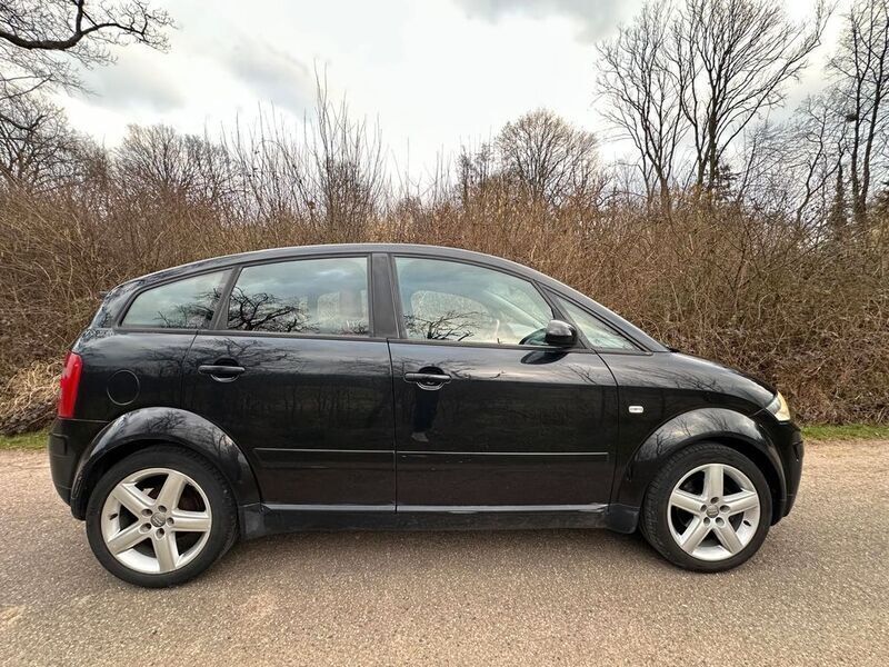 Schwarz Gebraucht 2005 Audi A2 Sport Kleinwagen | 4.999 € (Etwas zu teuer) - Bild 1/4