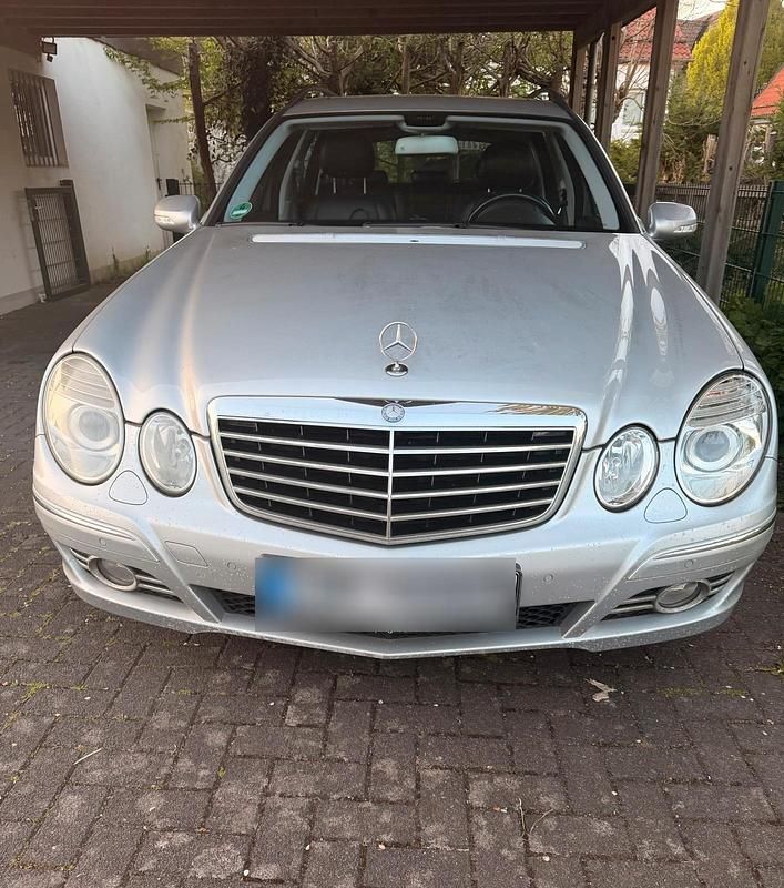 Second-hand Mercedes E320 224 CP (164 kW) 2006 Argintiu Break