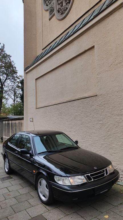 Schwarz Gebraucht 1994 Saab 900 Kleinwagen | 14.500 € - Bild 1/4