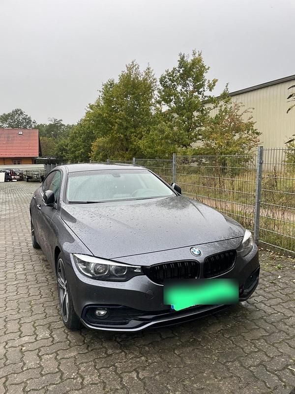 Grau Gebraucht 2018 BMW 420 Coupé | 16.300 € (Guter Preis) - Bild 1/4