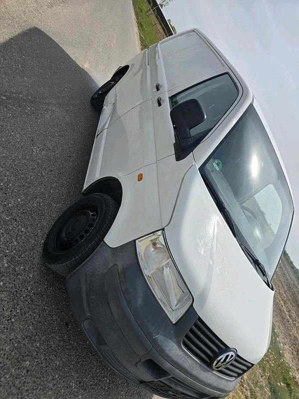 Second-hand VW Transporter 105 CP (77 kW) 2005 Van
