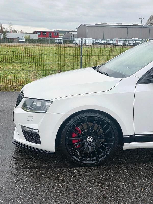 Gebraucht Skoda Octavia vRS 184 PS (135 kW) 2015 Schwarz Limousine