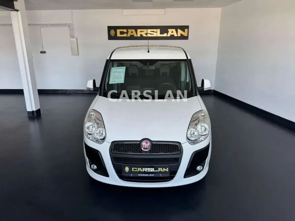 Gebraucht Fiat Doblò 105 PS (77 kW) 2015 Weiß Van / Kleinbus