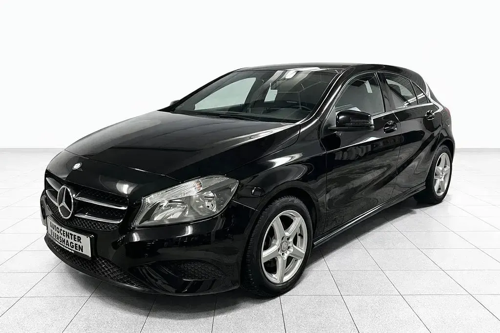 Brugt Mercedes A180 122 HK (89 kW) 2014 Sort Sedan