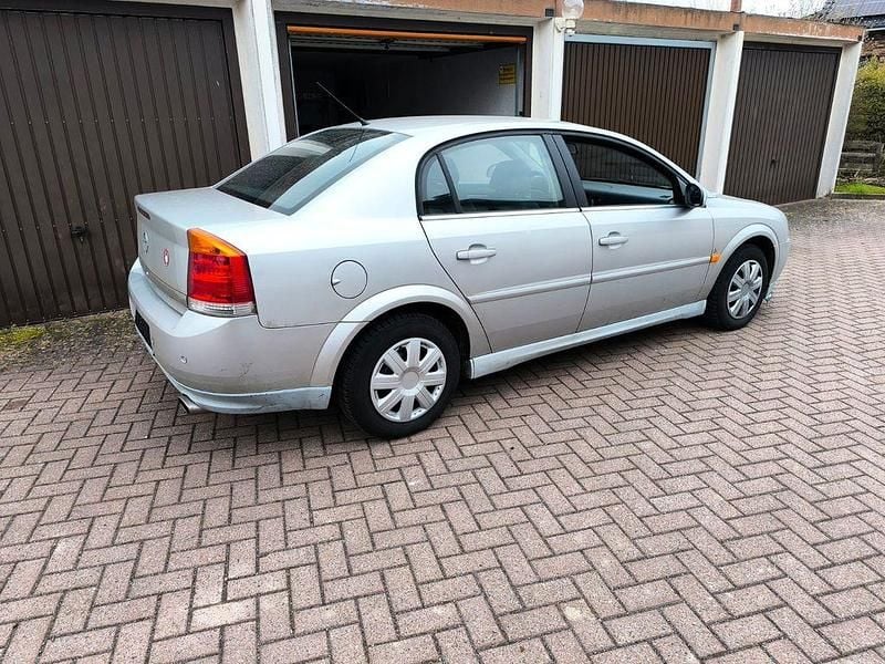 Gebraucht Opel Vectra Elegance 147 PS (108 kW) 2003 Silber Limousine