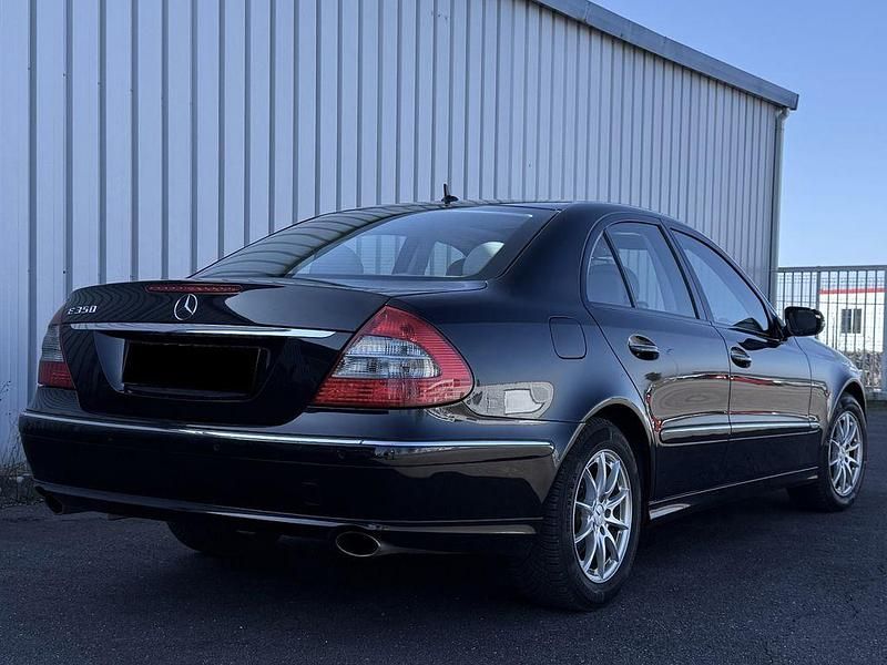 Gebraucht Mercedes E350 Elegance 272 PS (200 kW) 2008 Schwarz Limousine
