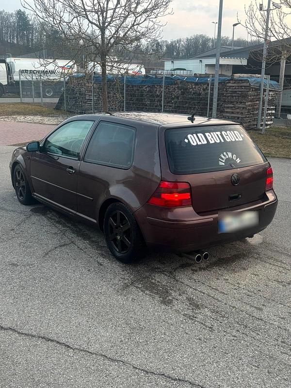Gebraucht VW Golf 105 PS (77 kW) 2001 Braun Coupé