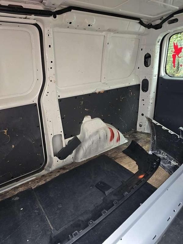 Gebraucht Toyota Proace 128 PS (94 kW) 2016 Weiß Van / Kleinbus