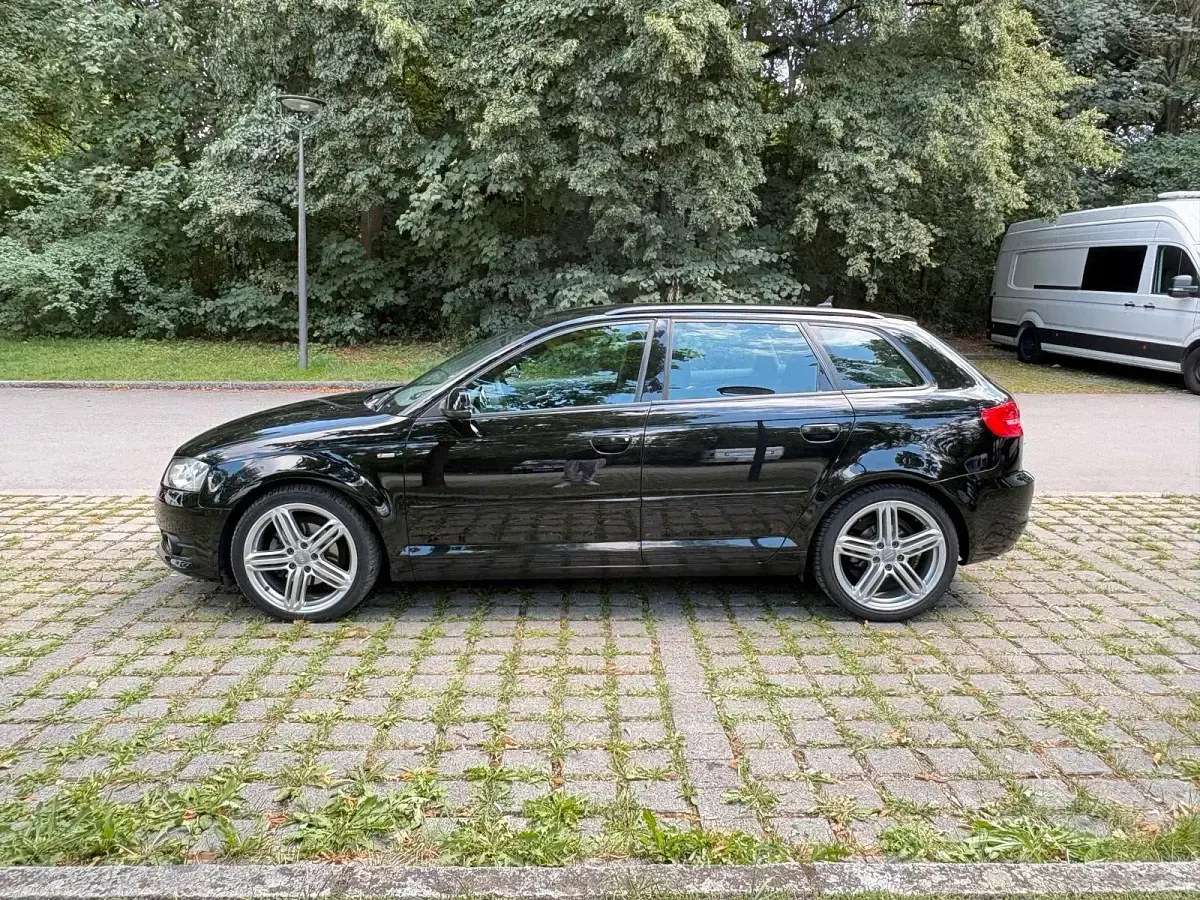 Gebraucht Audi A3 Sport 140 PS (102 kW) 2010 Schwarz Kleinwagen