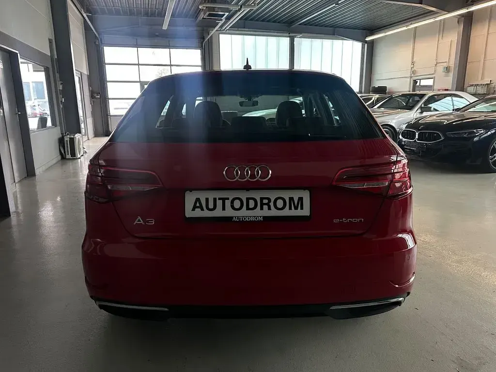 Gebraucht Audi A3 Sport 204 PS (150 kW) 2017 Rot Limousine
