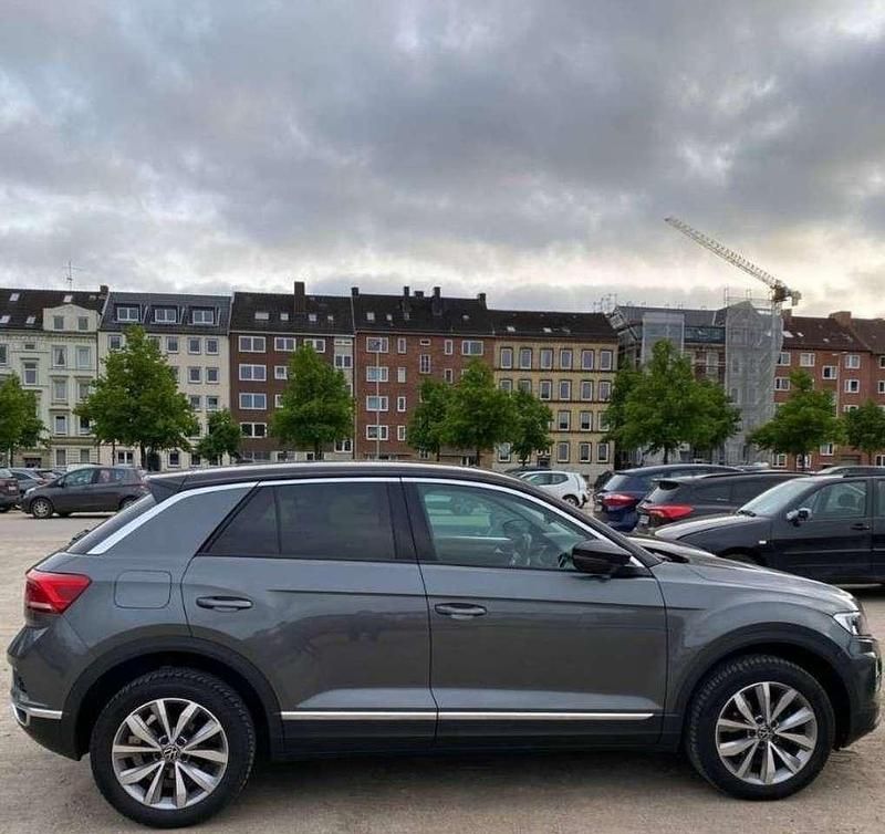 Gebraucht VW T-Roc 116 PS (85 kW) 2020 Grau SUV