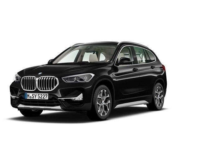 Schwarz Gebraucht 2020 BMW X1 xLine SUV | 31.930 € (Teuer) - Bild 1/4