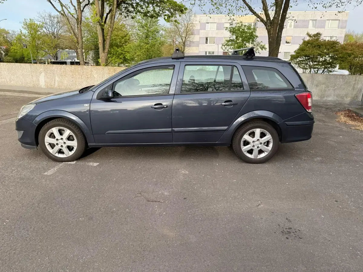 Gebraucht Opel Astra Cosmo 130 PS (95 kW) 2008 Kombi