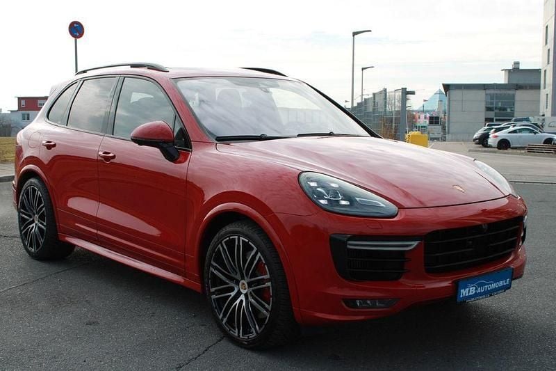 Gebraucht Porsche Cayenne GTS 441 PS (324 kW) 2016 Rot SUV