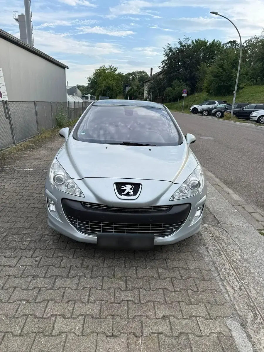 Gebraucht Peugeot 308 163 PS (119 kW) 2010 Silber Limousine