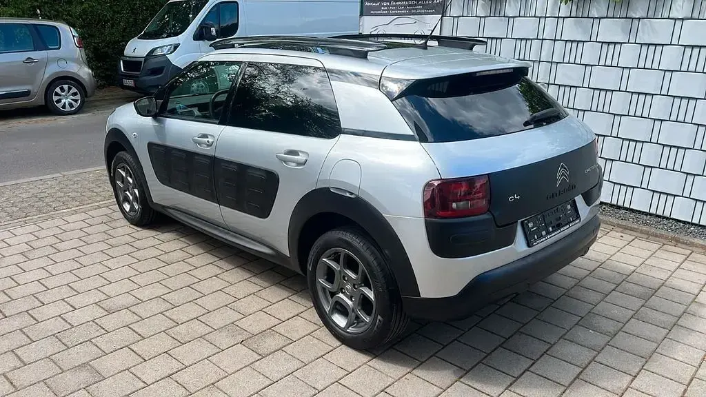 Gebraucht Citroën C4 Shine 82 PS (60 kW) 2016 Silber Limousine