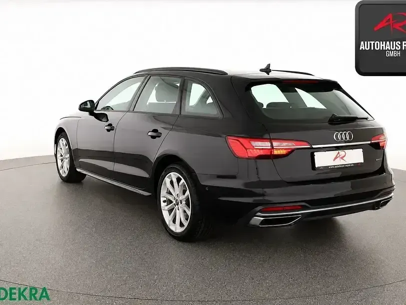 Gebraucht Audi A4 S-Line 204 PS (150 kW) 2023 Brillantschwarz Kombi