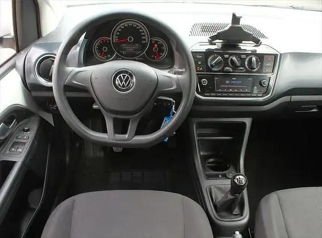 Second-hand VW up! 65 CP (47 kW) 2023 Alb Hatchback